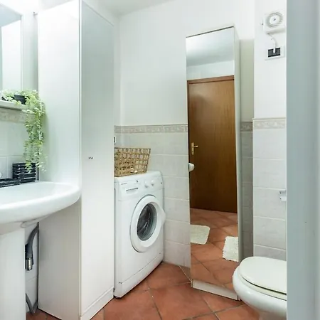 Anello Del Miracolo - Entire With Balcony Apartment *